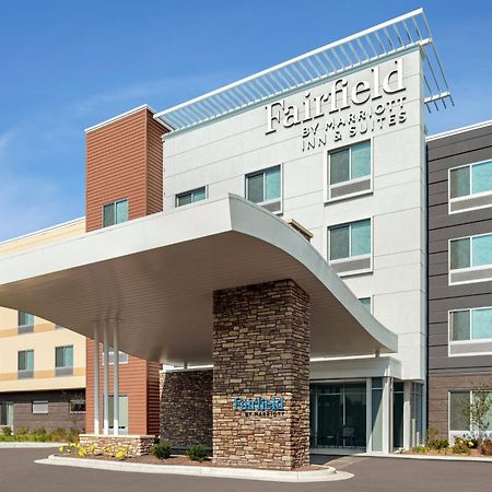 Fairfield Inn & Suites By Marriott Milwaukee West West Milwaukee Extérieur photo