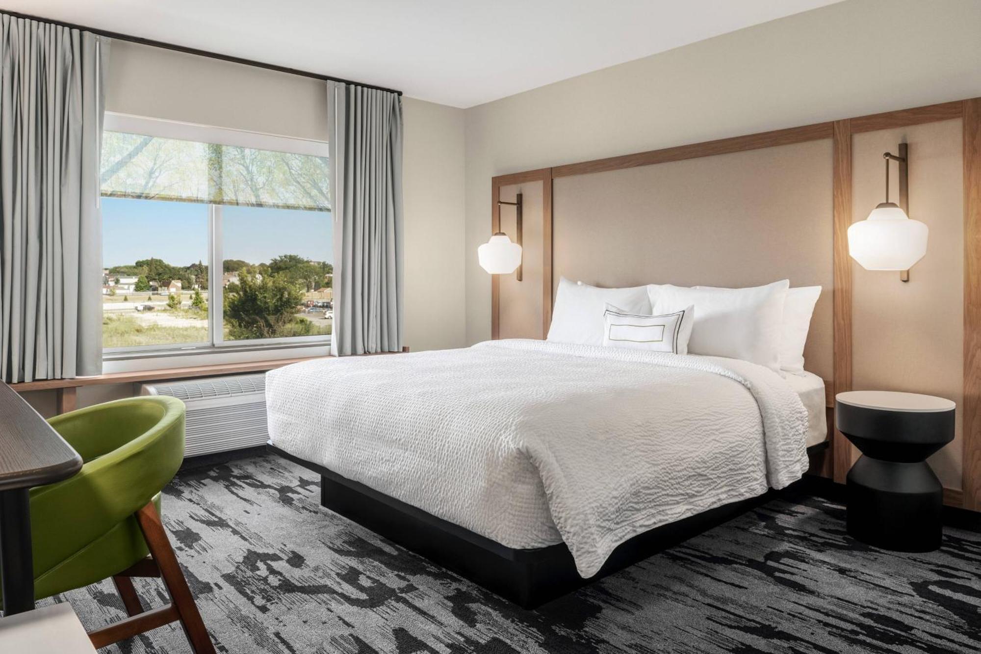 Fairfield Inn & Suites By Marriott Milwaukee West West Milwaukee Extérieur photo